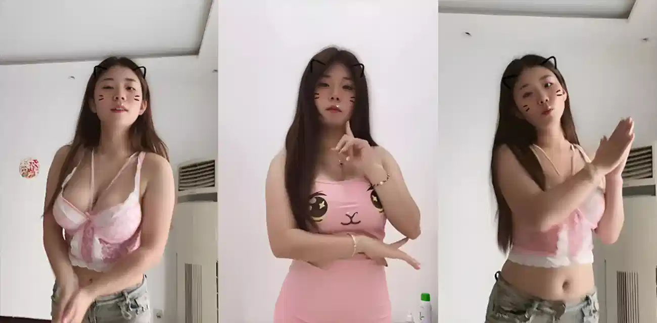 巨乳网红【猫猫】不雅视频实锤流出，抠穴自慰淫水横流淫到极致