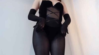 黑丝配兔女郎装扮完美萝莉