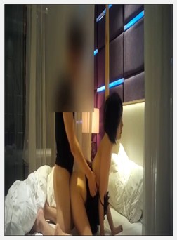 气质短发红酒小姐短时间露脸